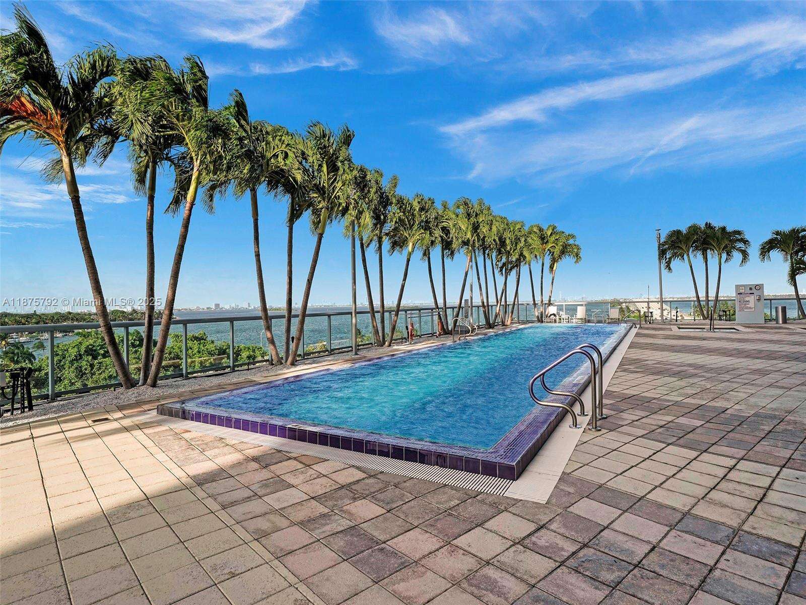 Blue at 601 36th St, Miami, FL 33137 - For Rent photo 57