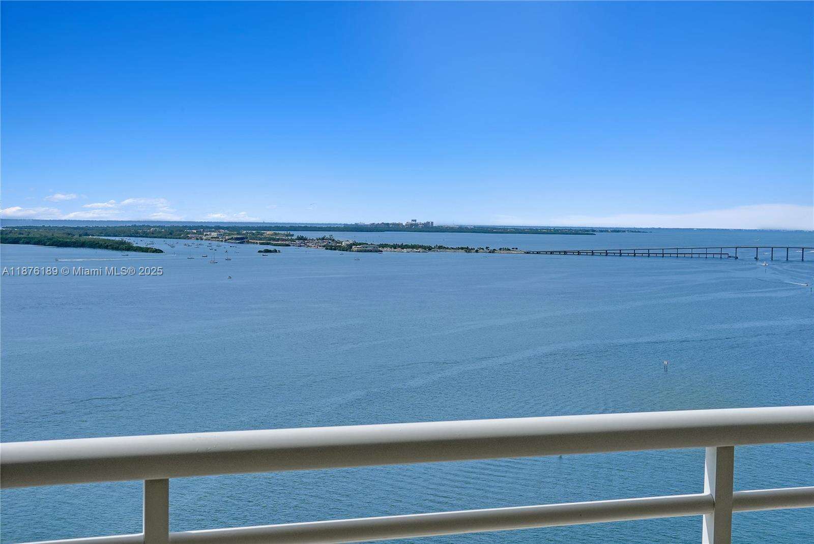Two Tequesta Point at 808 Brickell Key Dr, Miami, FL 33131 - For Rent photo 1