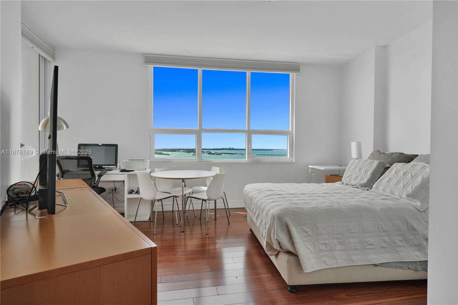 Two Tequesta Point at 808 Brickell Key Dr, Miami, FL 33131 - For Rent photo 11