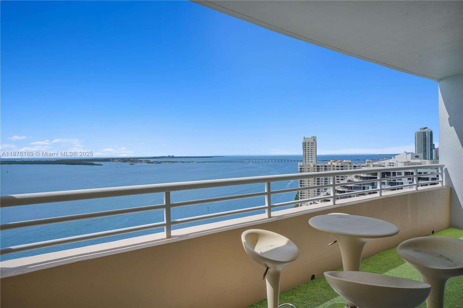 Two Tequesta Point at 808 Brickell Key Dr, Miami, FL 33131 - For Rent photo 27