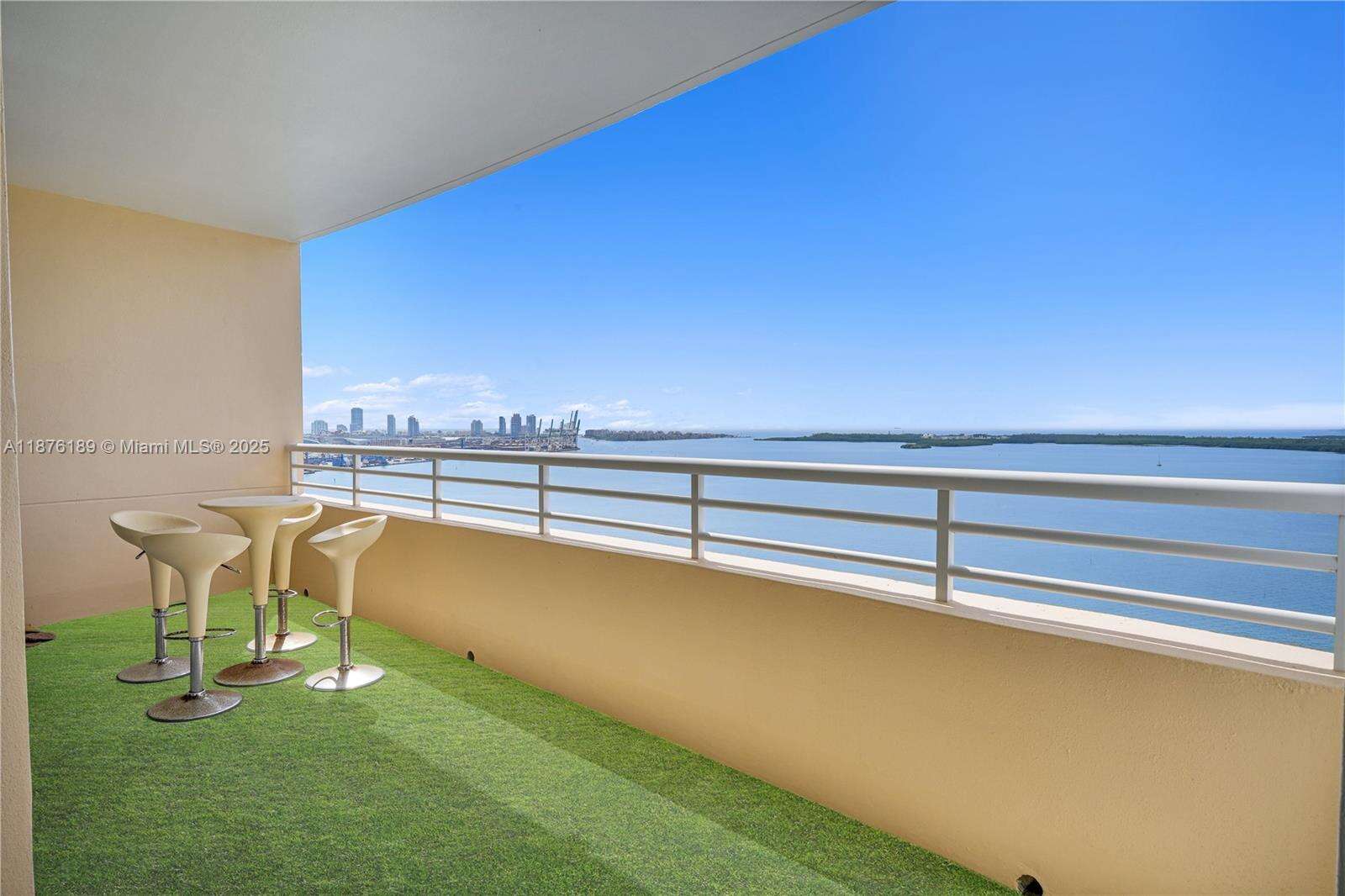Two Tequesta Point at 808 Brickell Key Dr, Miami, FL 33131 - For Rent photo 28
