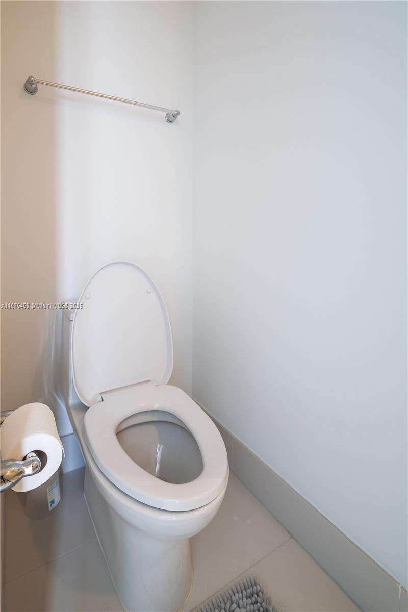 Paraiso Bayviews at 501 31 St, Miami, FL 33137 - For Rent photo 12