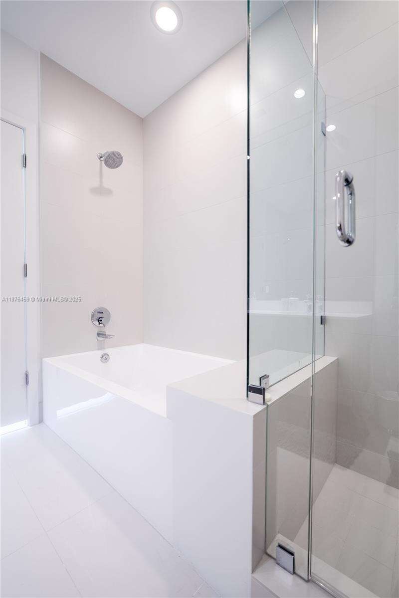 Paraiso Bayviews at 501 31 St, Miami, FL 33137 - For Rent photo 20