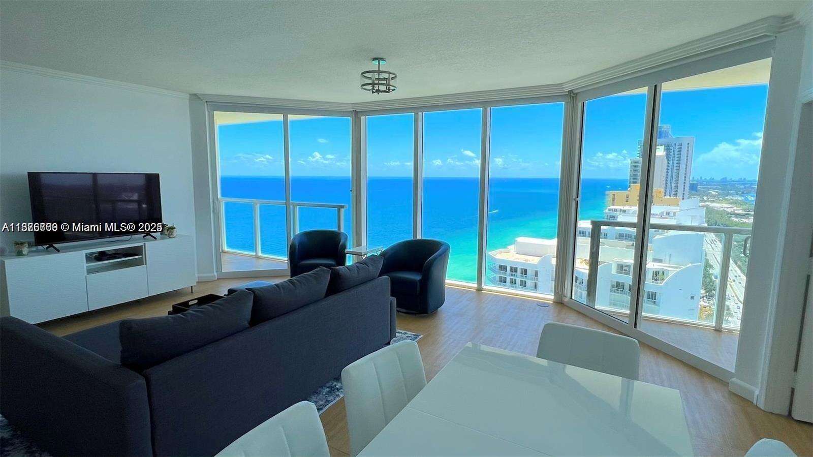La Perla at 16699 Collins Ave, Sunny Isles Beach, FL 33160 - For Rent photo 2