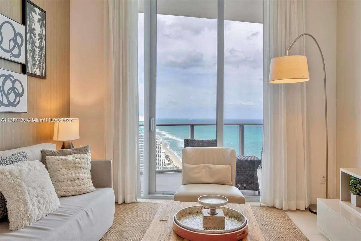Hyde Resort at 4111 Ocean Dr, Hollywood, FL 33019 - For Rent photo 9