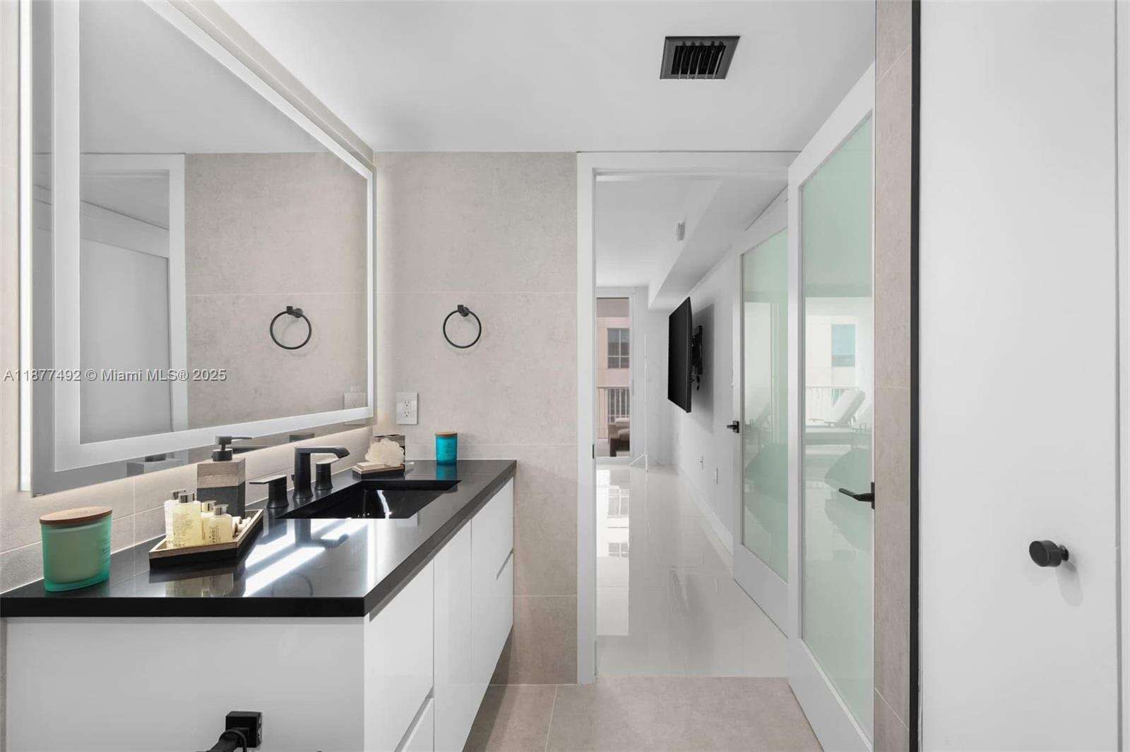 The Club At Brickell Bay at 1200 Brickell Bay Dr, Miami, FL 33131 - For Rent photo 15