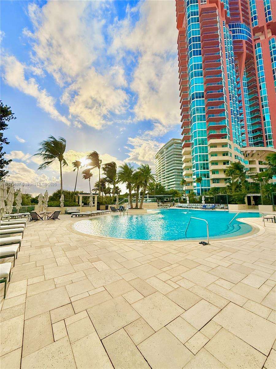 Portofino Tower at 300 Pointe Dr, Miami Beach, FL 33139 - For Rent photo 29