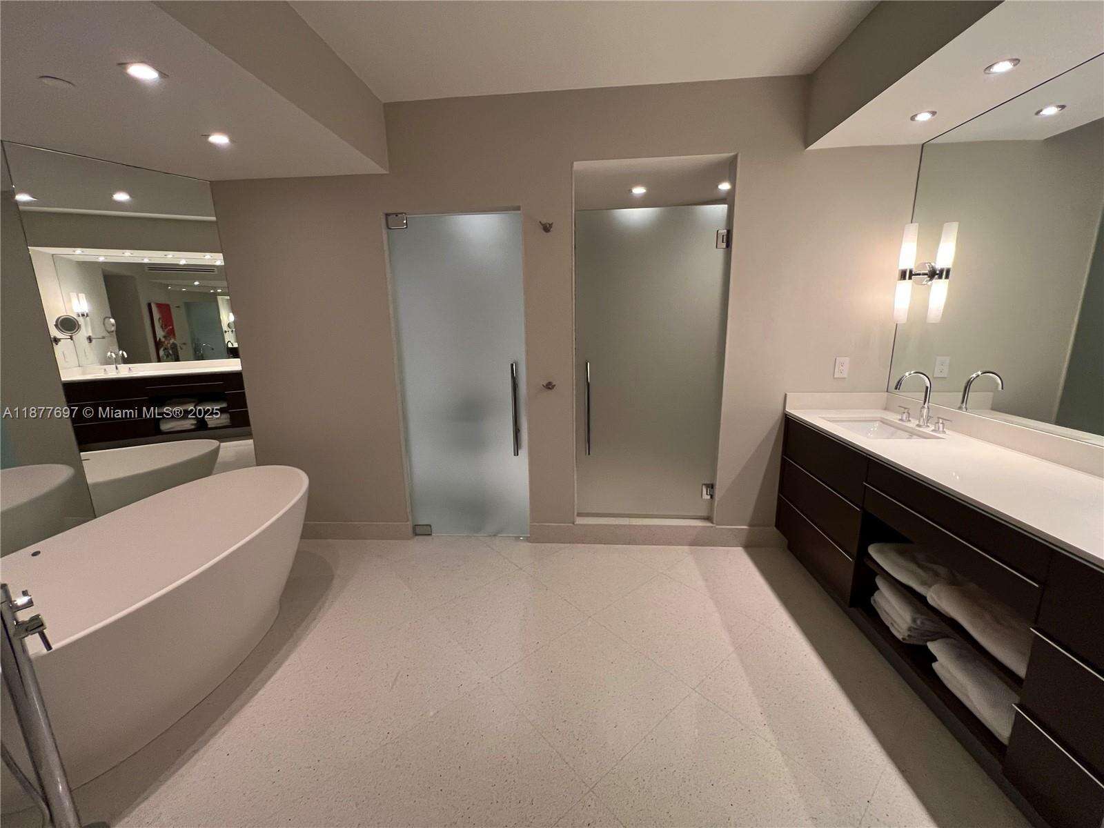 Portofino Tower at 300 Pointe Dr, Miami Beach, FL 33139 - For Rent photo 5