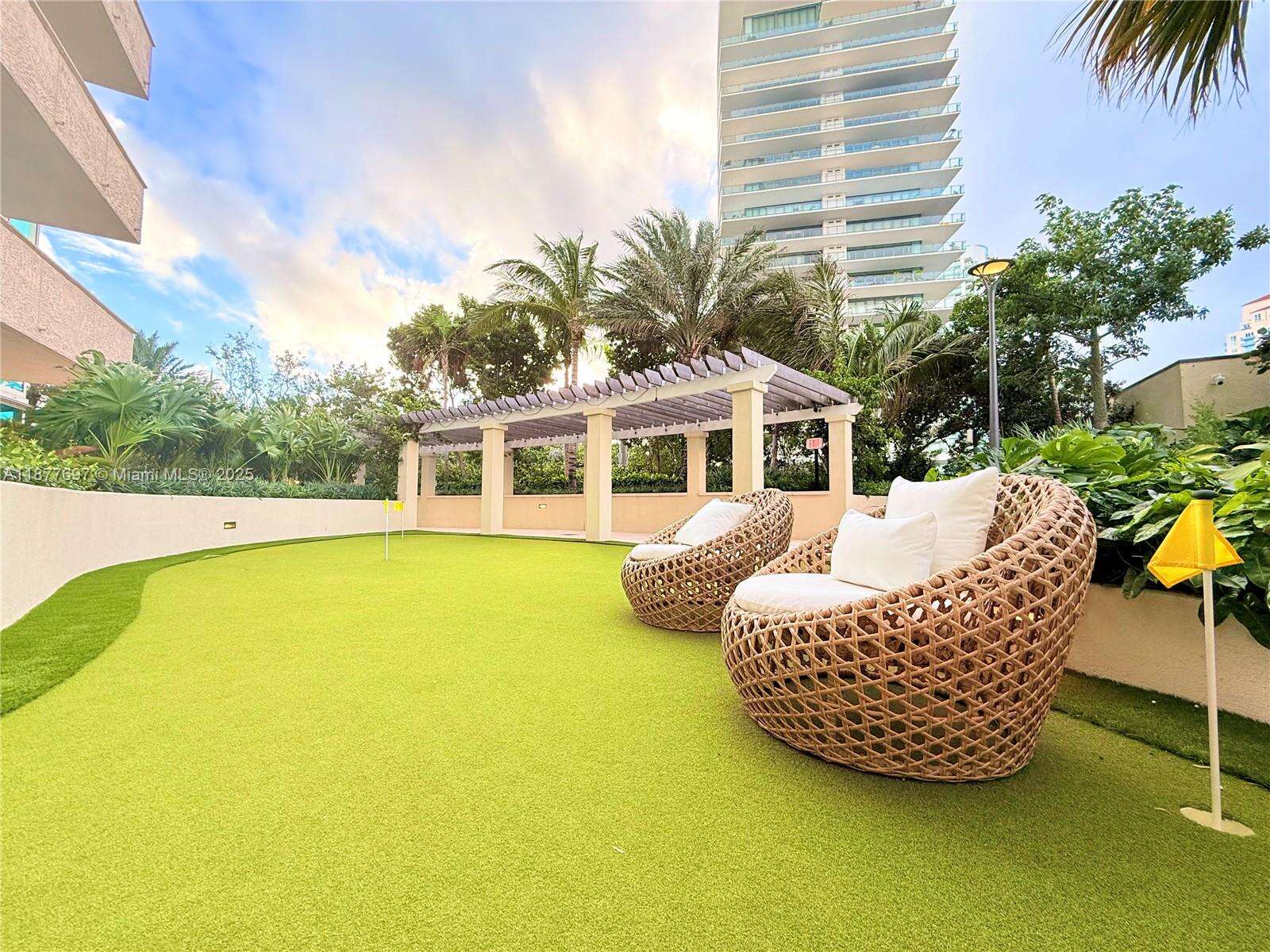 Portofino Tower at 300 Pointe Dr, Miami Beach, FL 33139 - For Rent photo 51