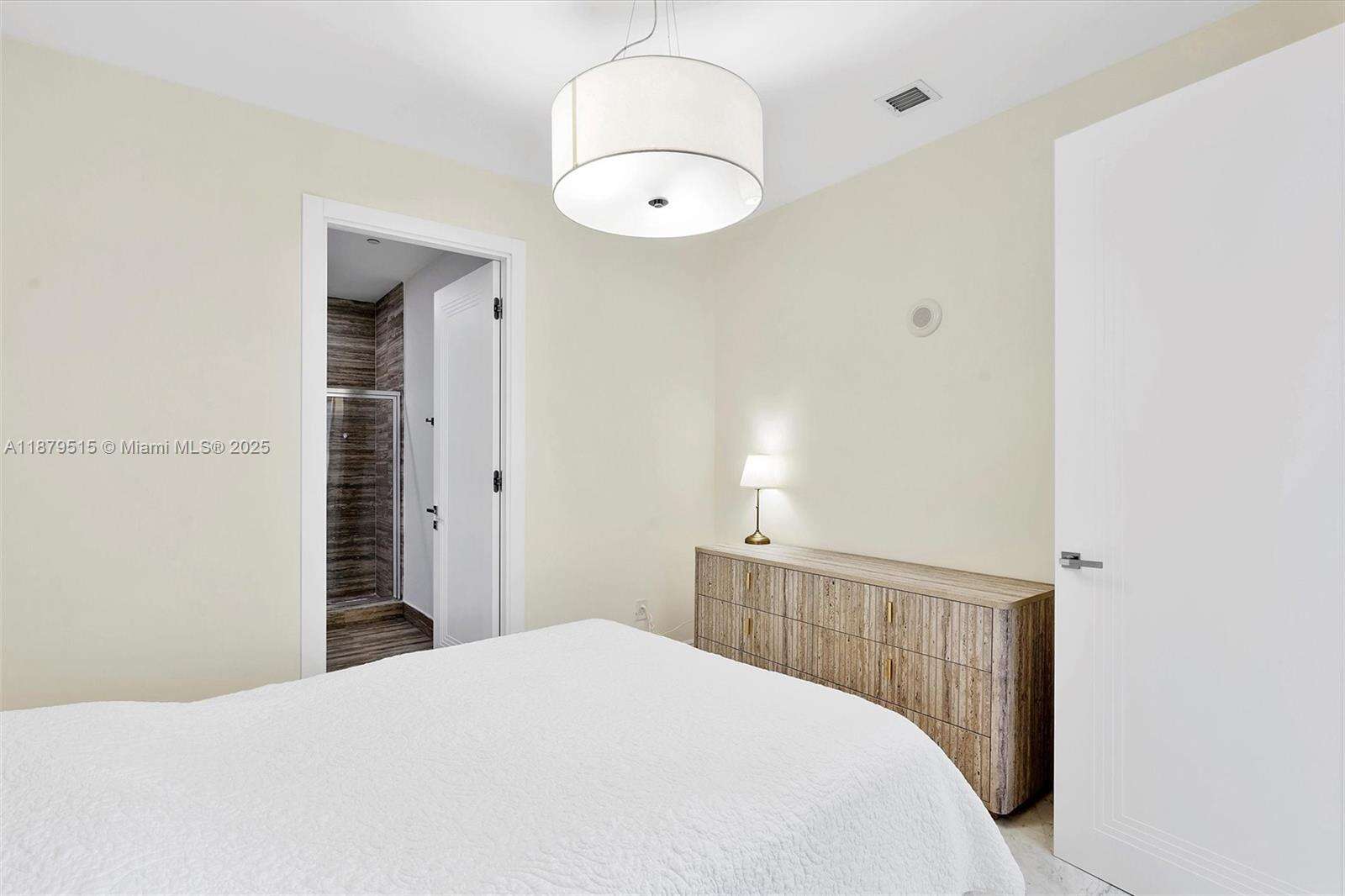 Trump Tower 1 at 16001 Collins Ave, Sunny Isles Beach, FL 33160 - For Rent photo 36