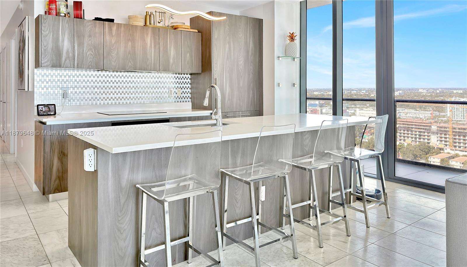Gran Paraiso at 480 31st St, Miami, FL 33137 - For Rent photo 17