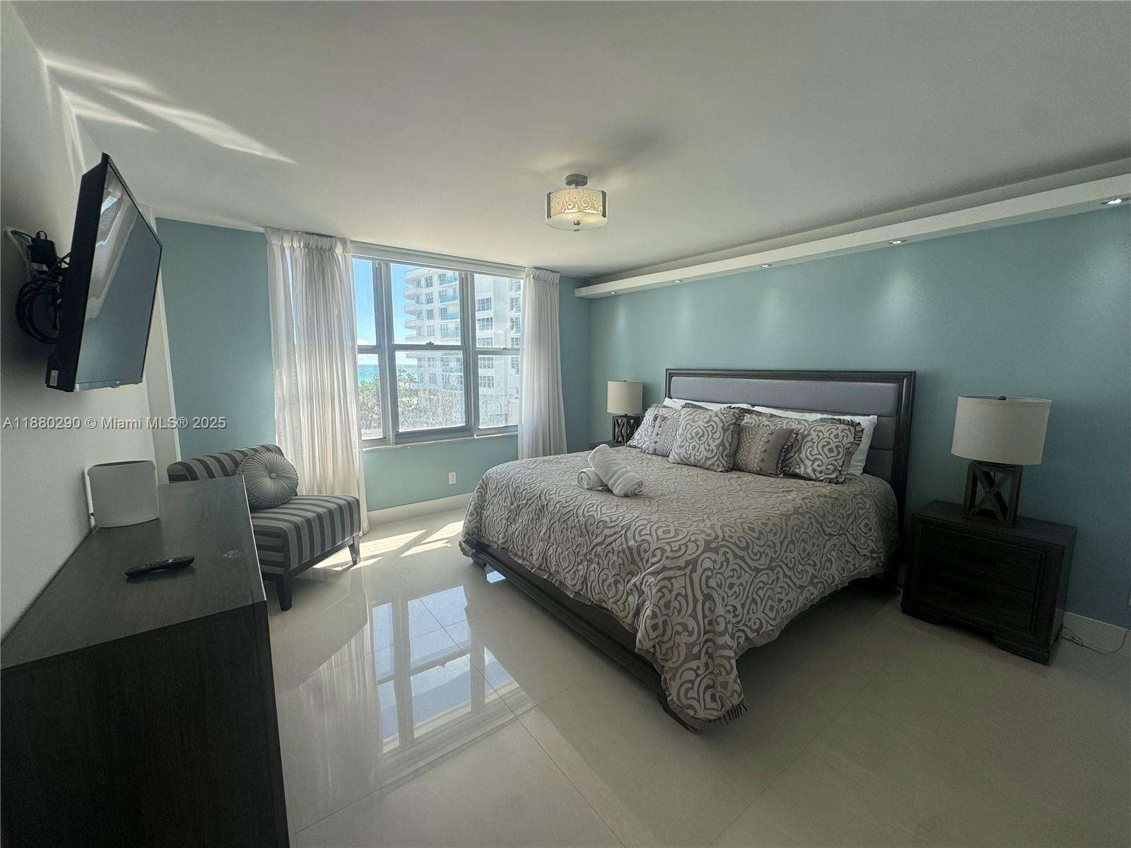 Seacoast 5151 at 5161 Collins Ave, Miami Beach, FL 33140 - For Rent photo 12