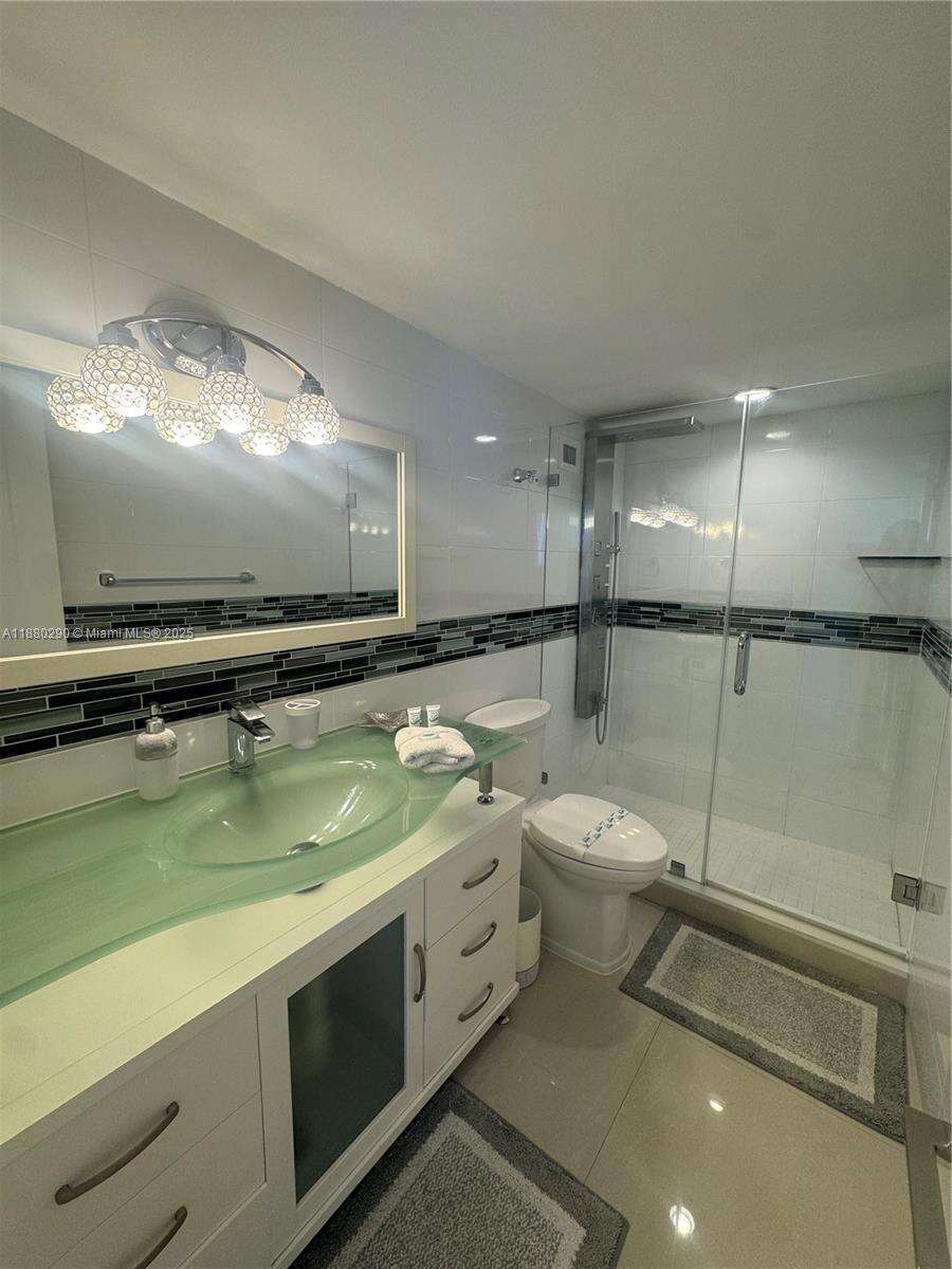 Seacoast 5151 at 5161 Collins Ave, Miami Beach, FL 33140 - For Rent photo 15