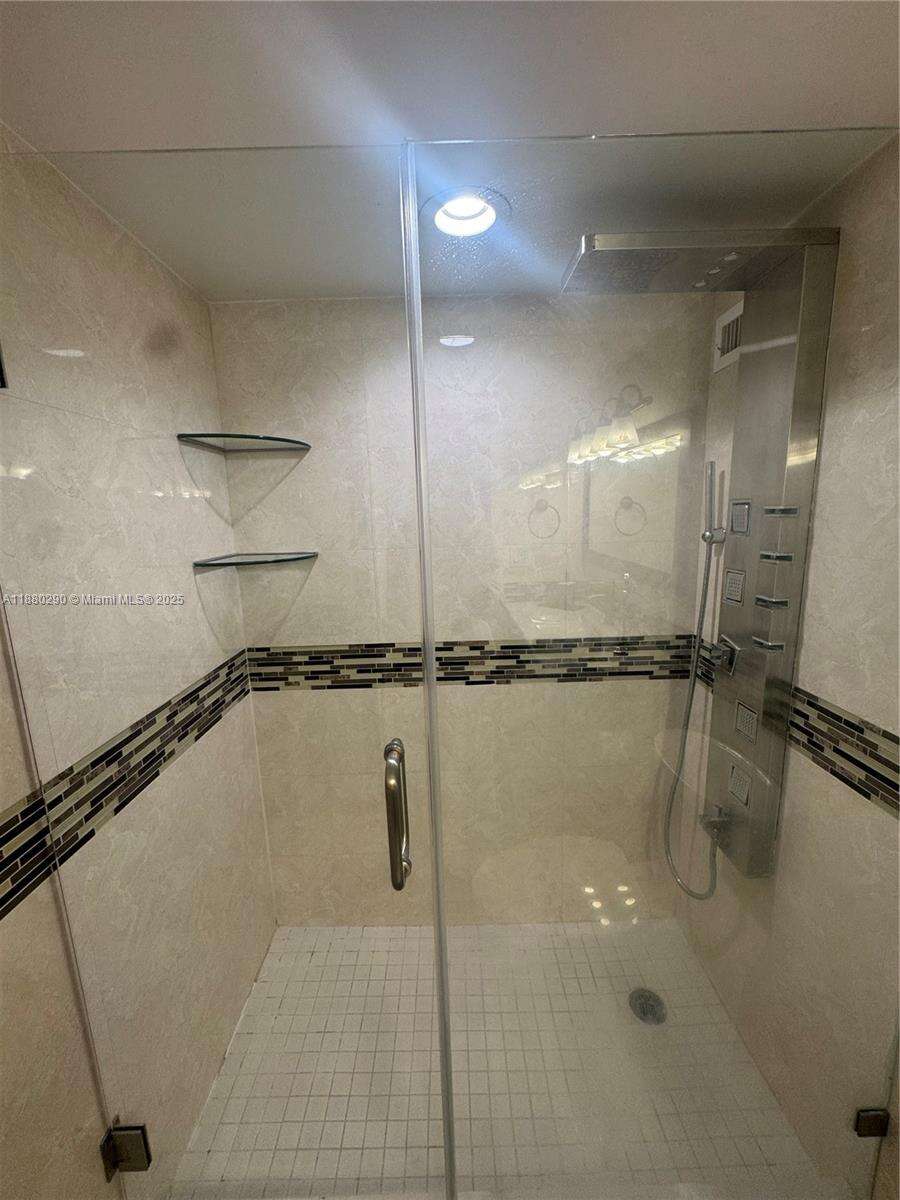 Seacoast 5151 at 5161 Collins Ave, Miami Beach, FL 33140 - For Rent photo 21