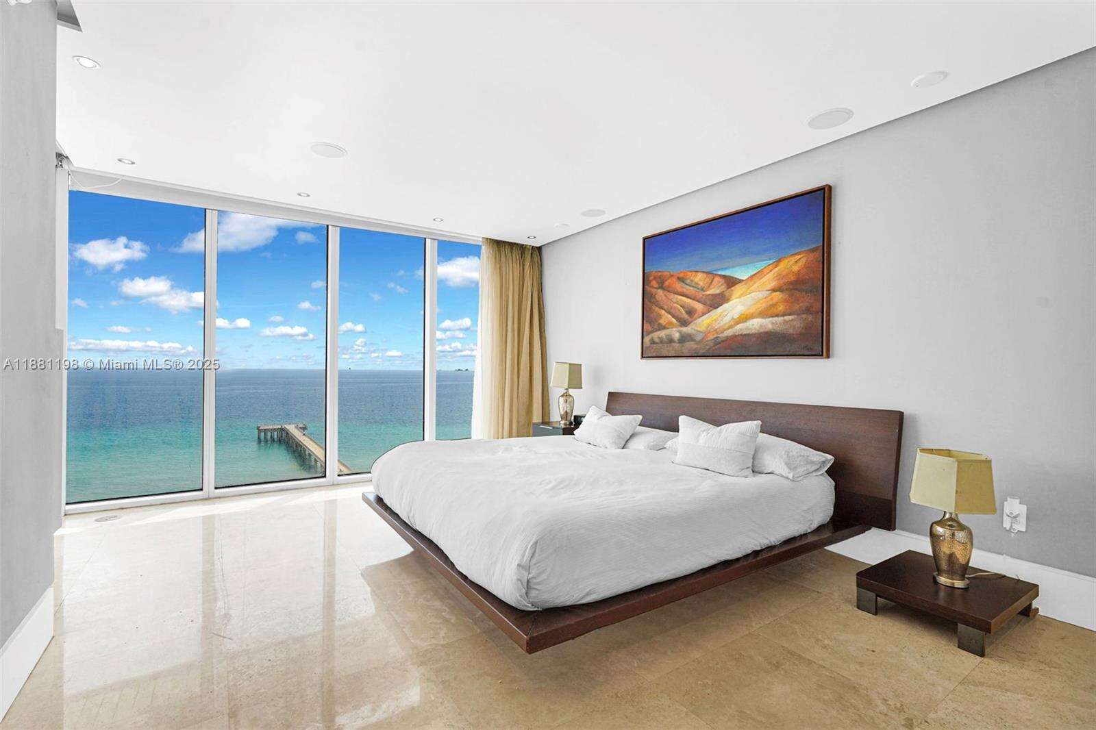 La Perla at 16699 Collins Ave, Sunny Isles Beach, FL 33160 - For Rent photo 21