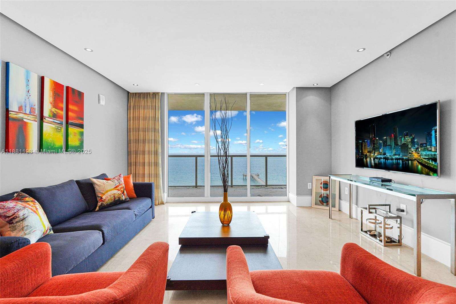 La Perla at 16699 Collins Ave, Sunny Isles Beach, FL 33160 - For Rent photo 5