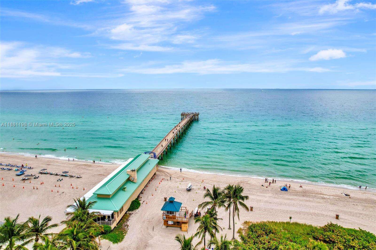 La Perla at 16699 Collins Ave, Sunny Isles Beach, FL 33160 - For Rent photo 44