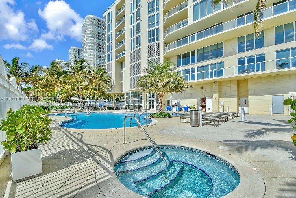 La Perla at 16699 Collins Ave, Sunny Isles Beach, FL 33160 - For Rent photo 51