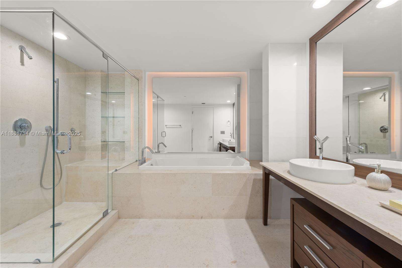 Icon Brickell 2 at 495 Brickell Ave, Miami, FL 33131 - For Rent photo 20