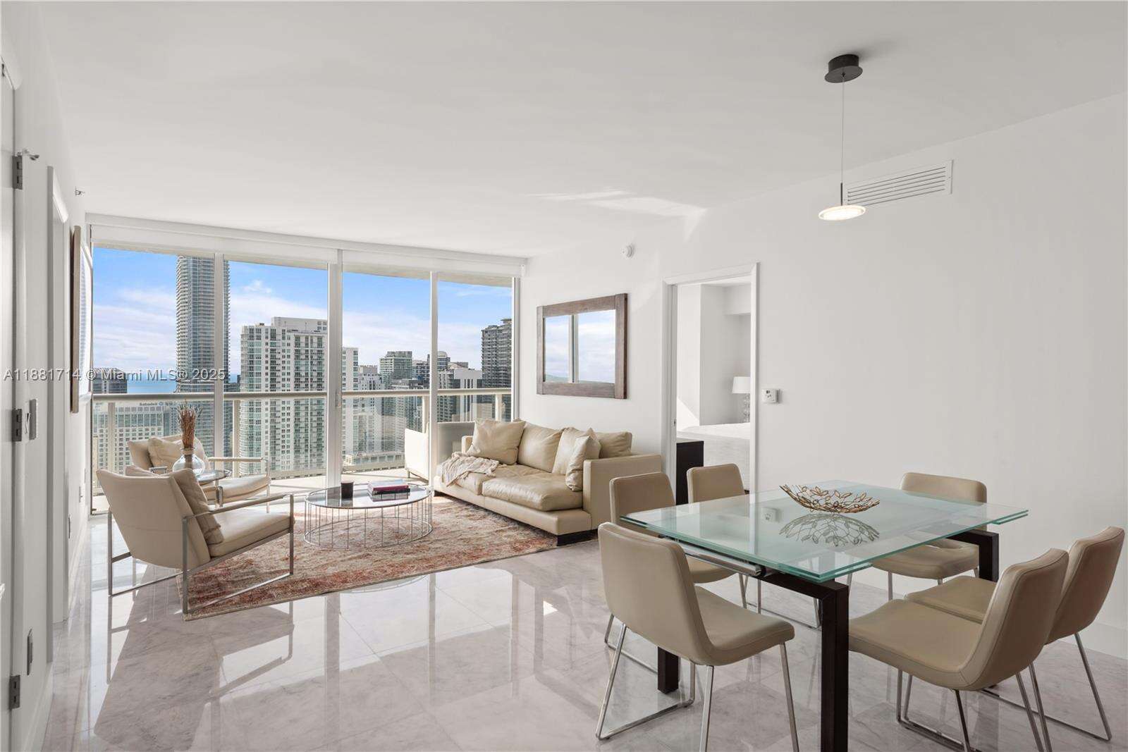 Icon Brickell 2 at 495 Brickell Ave, Miami, FL 33131 - For Rent photo 6