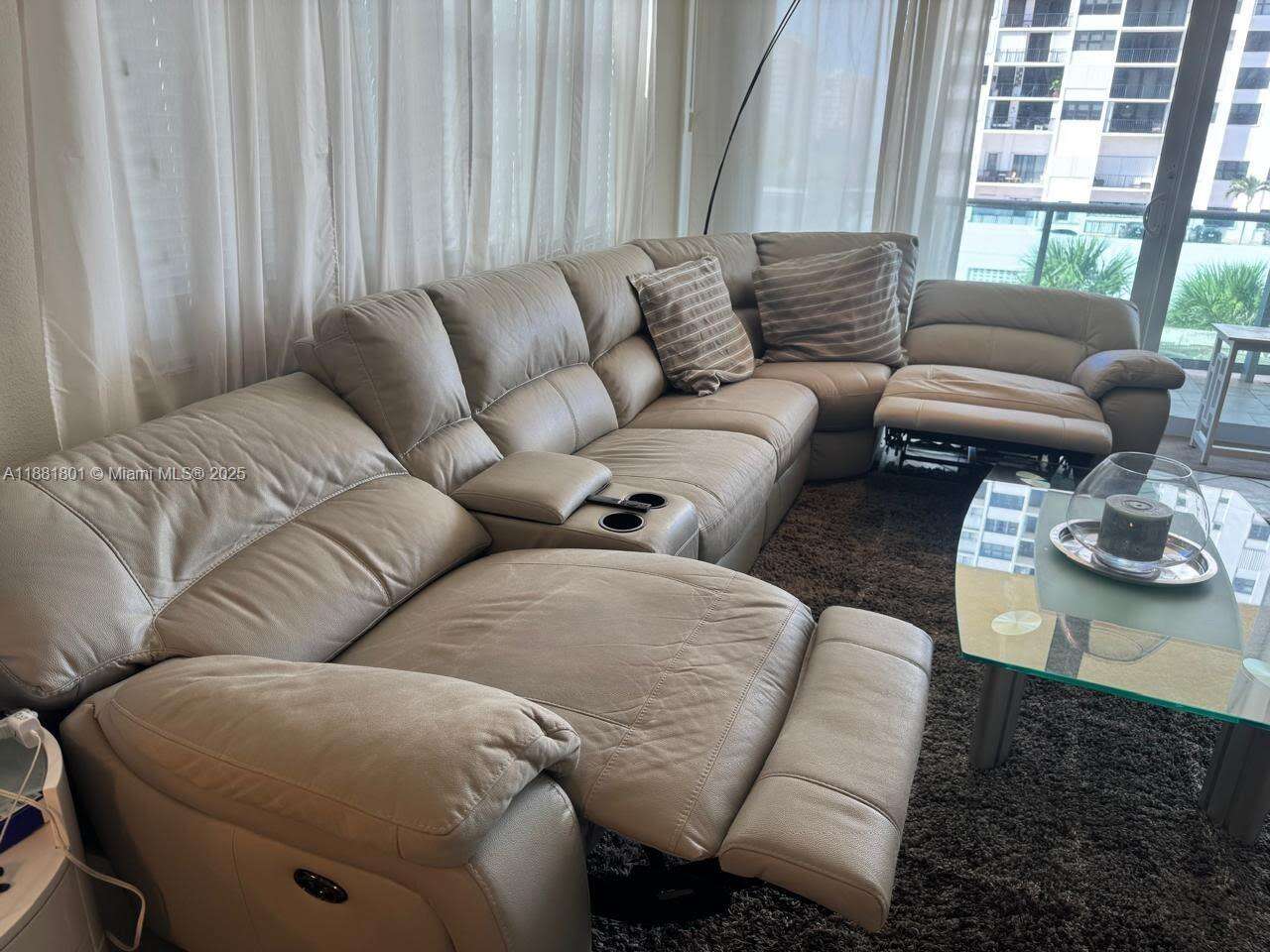 The Wave at 2501 Ocean Dr, Hollywood, FL 33019 - For Rent photo 13