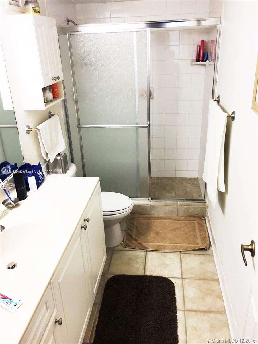 The Wave at 2501 Ocean Dr, Hollywood, FL 33019 - For Rent photo 17