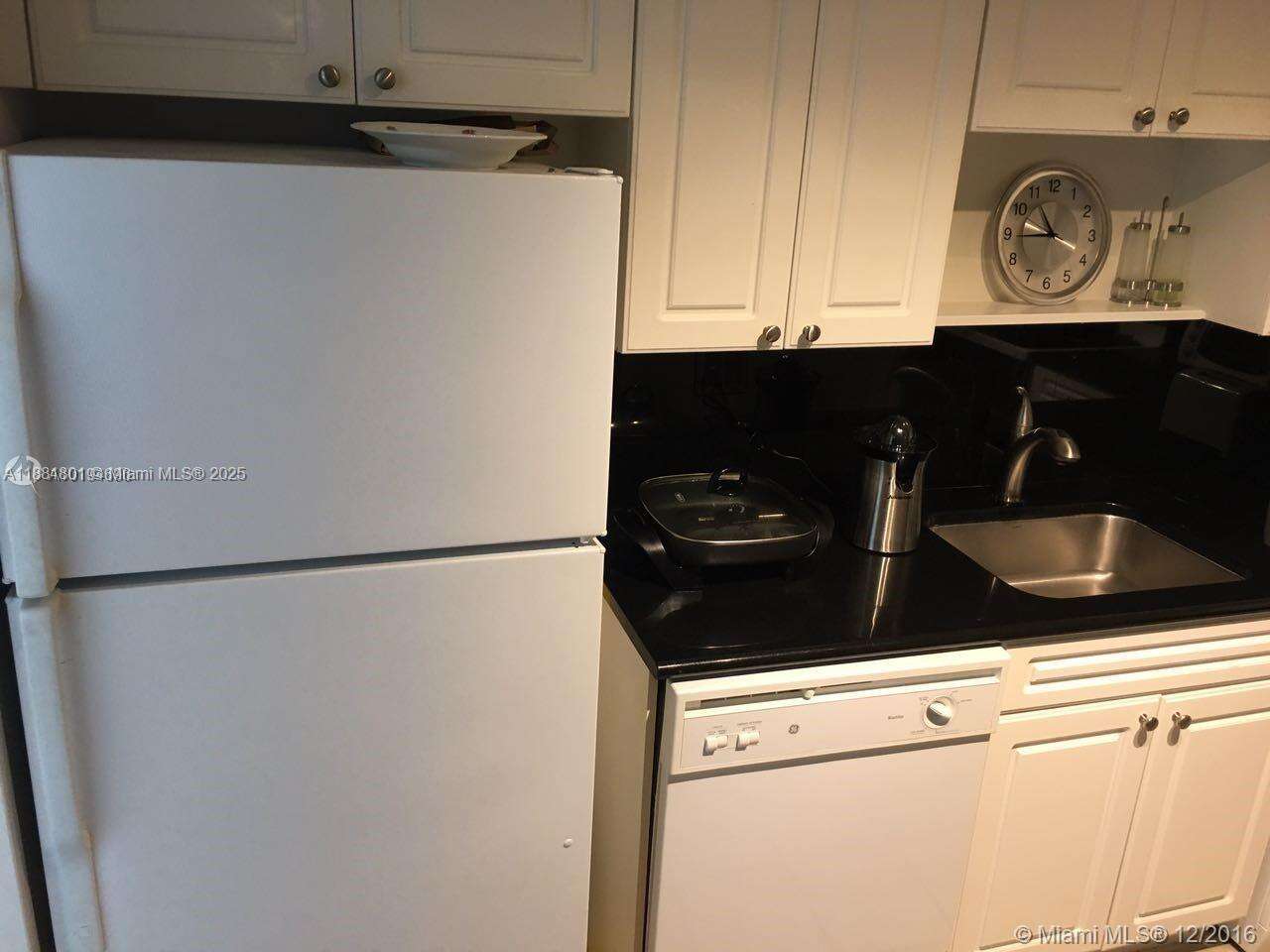 The Wave at 2501 Ocean Dr, Hollywood, FL 33019 - For Rent photo 9