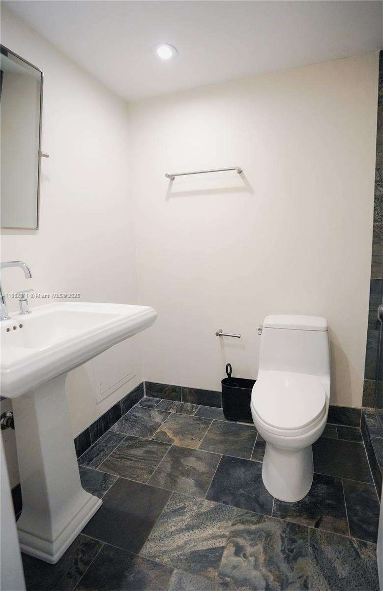 Maison Grande at 6039 Collins Ave, Miami Beach, FL 33140 - For Rent photo 11