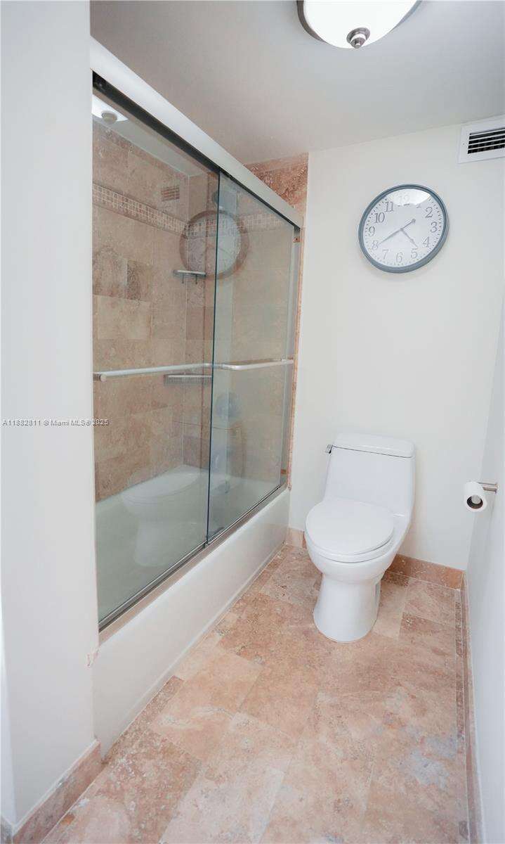 Maison Grande at 6039 Collins Ave, Miami Beach, FL 33140 - For Rent photo 18