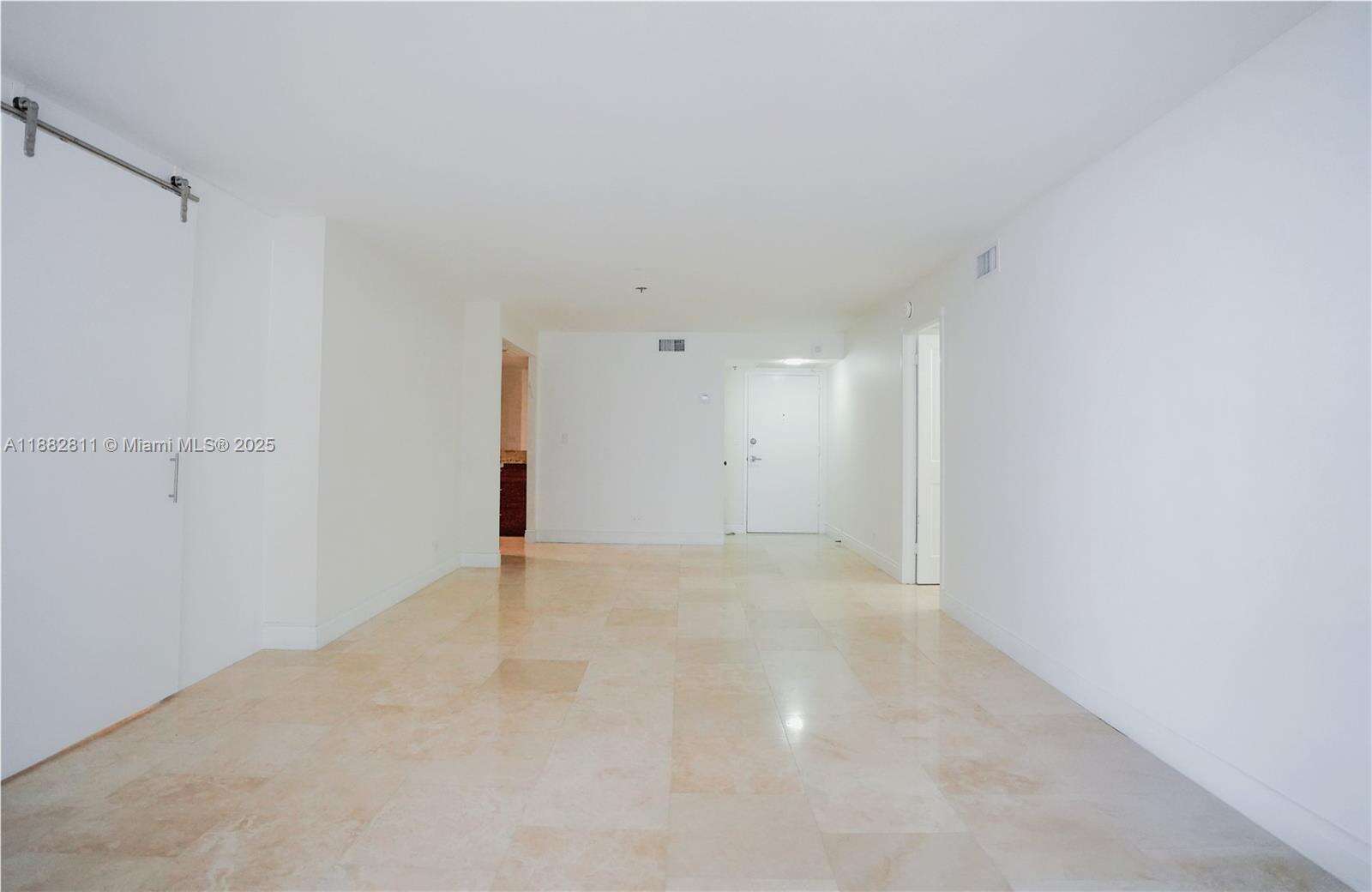 Maison Grande at 6039 Collins Ave, Miami Beach, FL 33140 - For Rent photo 6