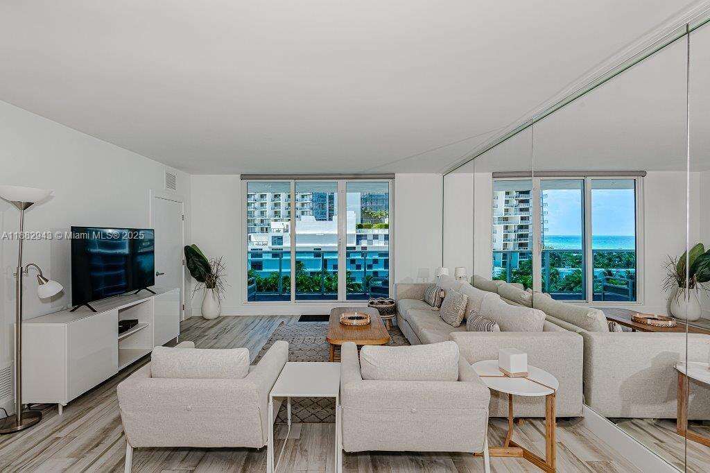 Roney Palace at Miami Beach, FL 33139 - For Rent photo 11