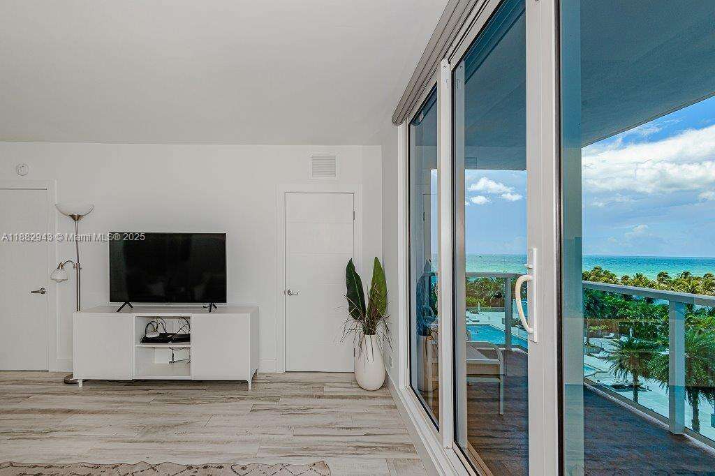 Roney Palace at Miami Beach, FL 33139 - For Rent photo 14