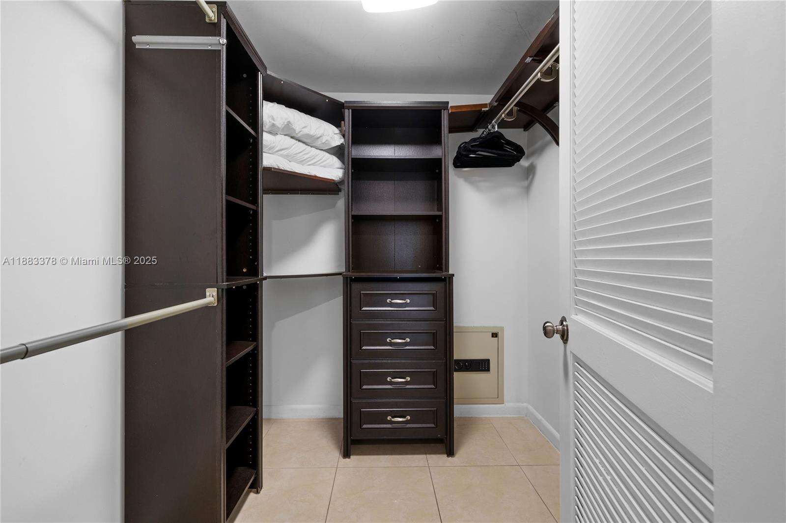 Midblock at 3250 1 Ave, Miami, FL 33137 - For Rent photo 12