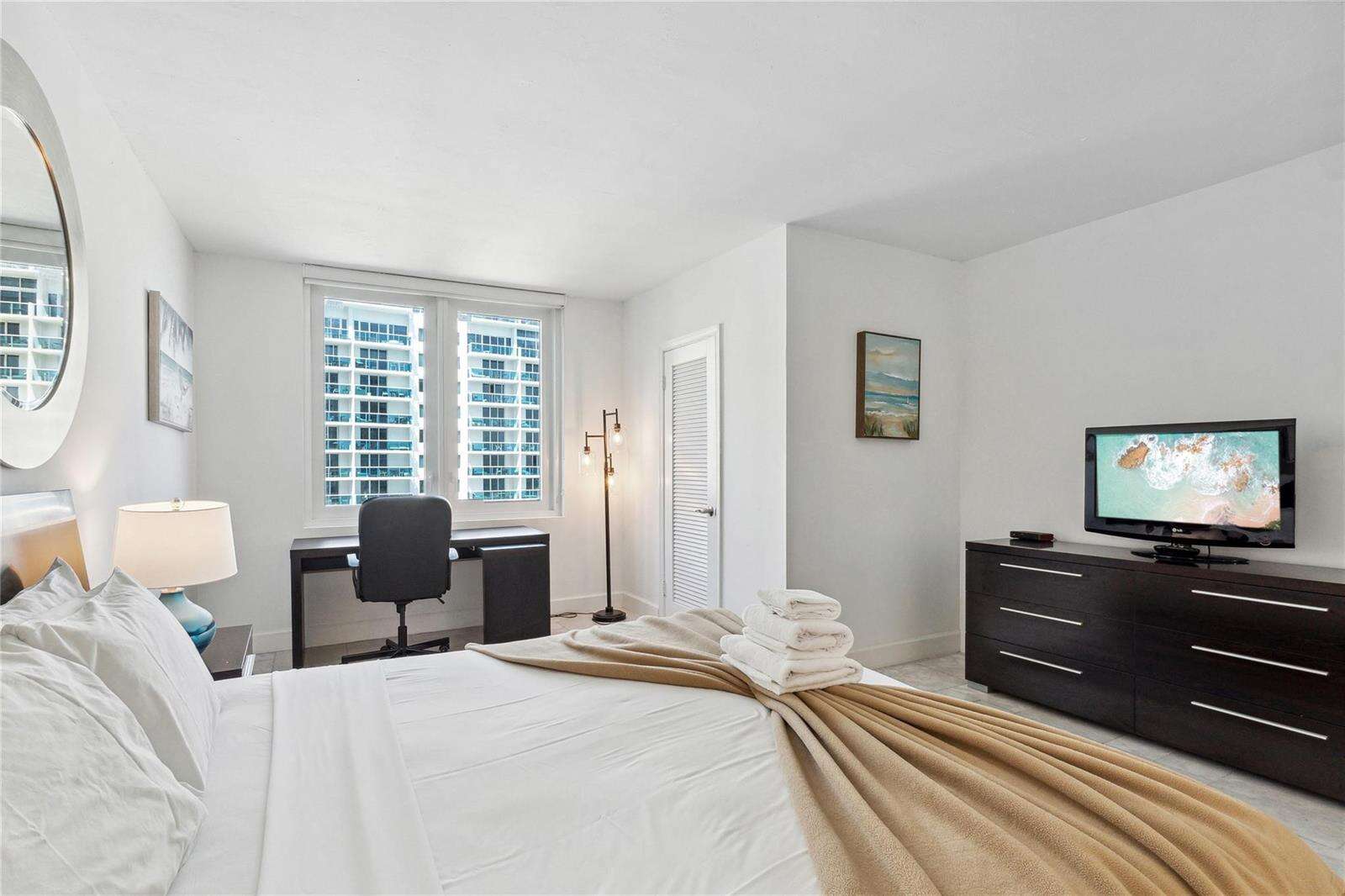 Roney Palace at 2301 Collins, Miami Beach, FL 33139 - For Rent photo 9