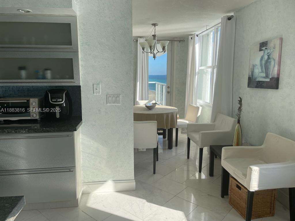 Aquarius at 2751 Ocean Dr, Hollywood, FL 33019 - For Rent photo 16