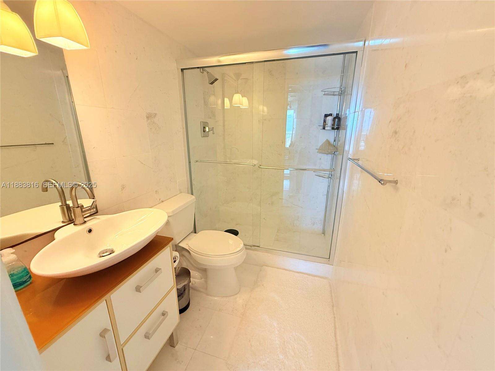 Aquarius at 2751 Ocean Dr, Hollywood, FL 33019 - For Rent photo 38