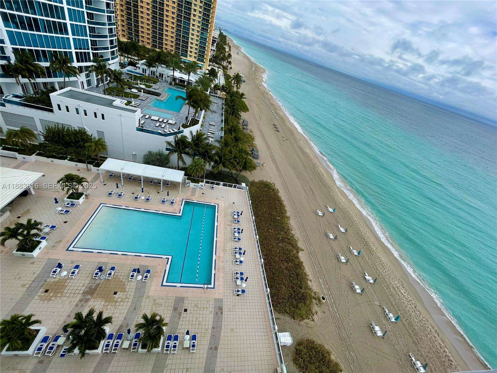 Aquarius at 2751 Ocean Dr, Hollywood, FL 33019 - For Rent photo 44