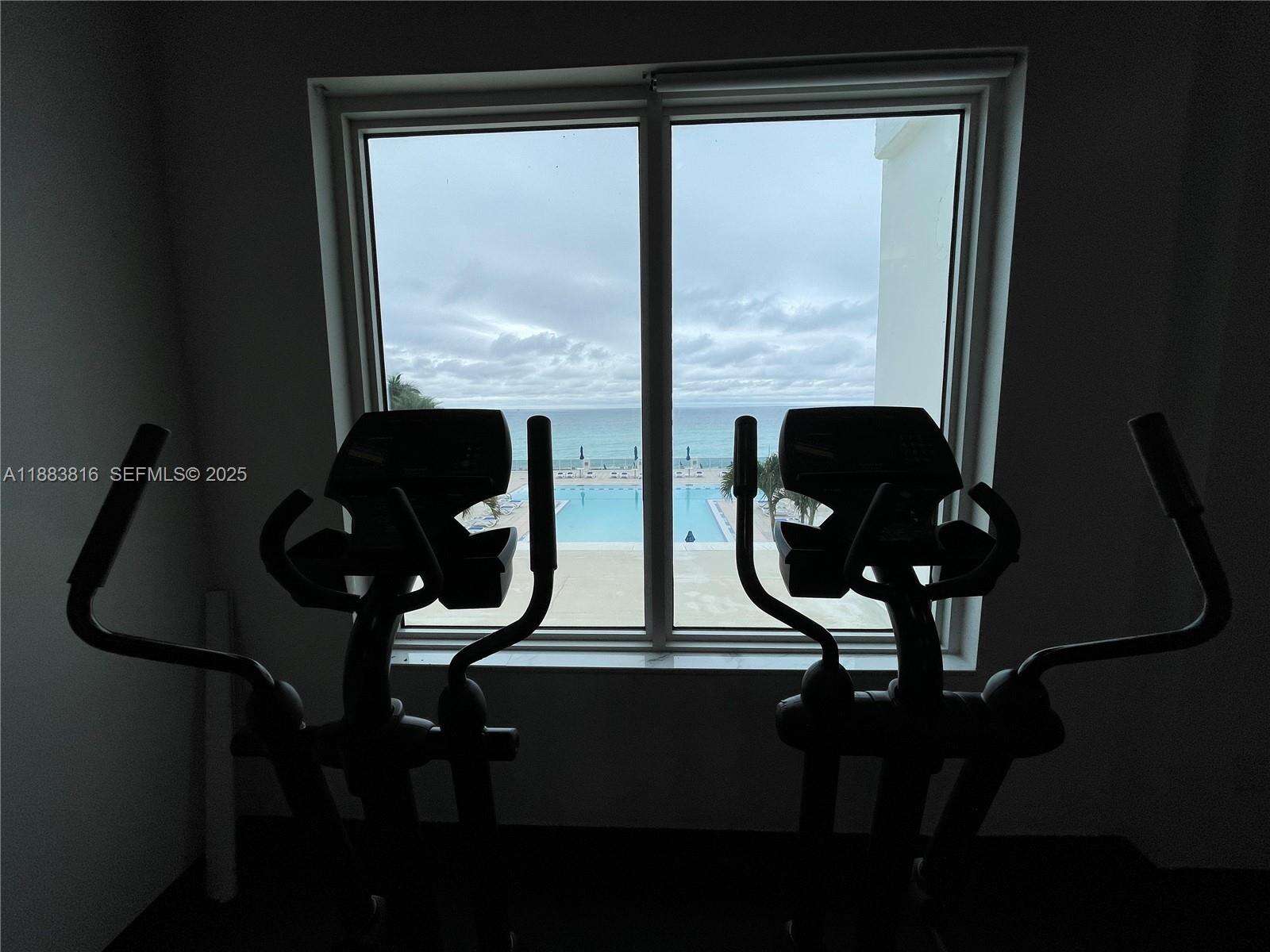 Aquarius at 2751 Ocean Dr, Hollywood, FL 33019 - For Rent photo 55