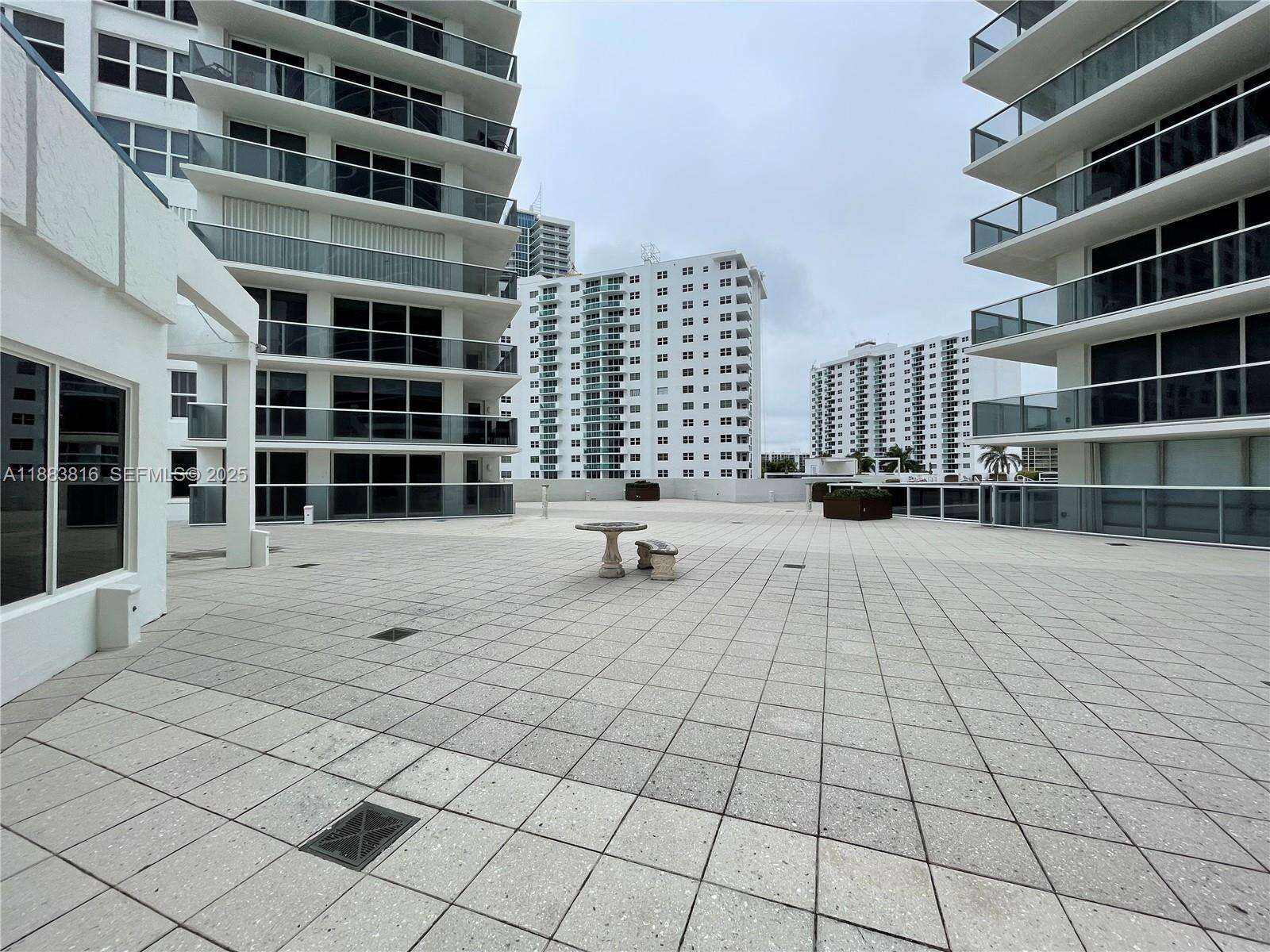 Aquarius at 2751 Ocean Dr, Hollywood, FL 33019 - For Rent photo 68