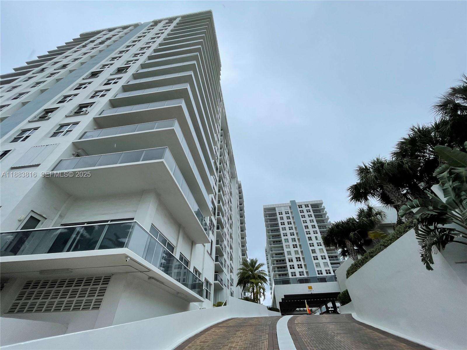 Aquarius at 2751 Ocean Dr, Hollywood, FL 33019 - For Rent photo 70