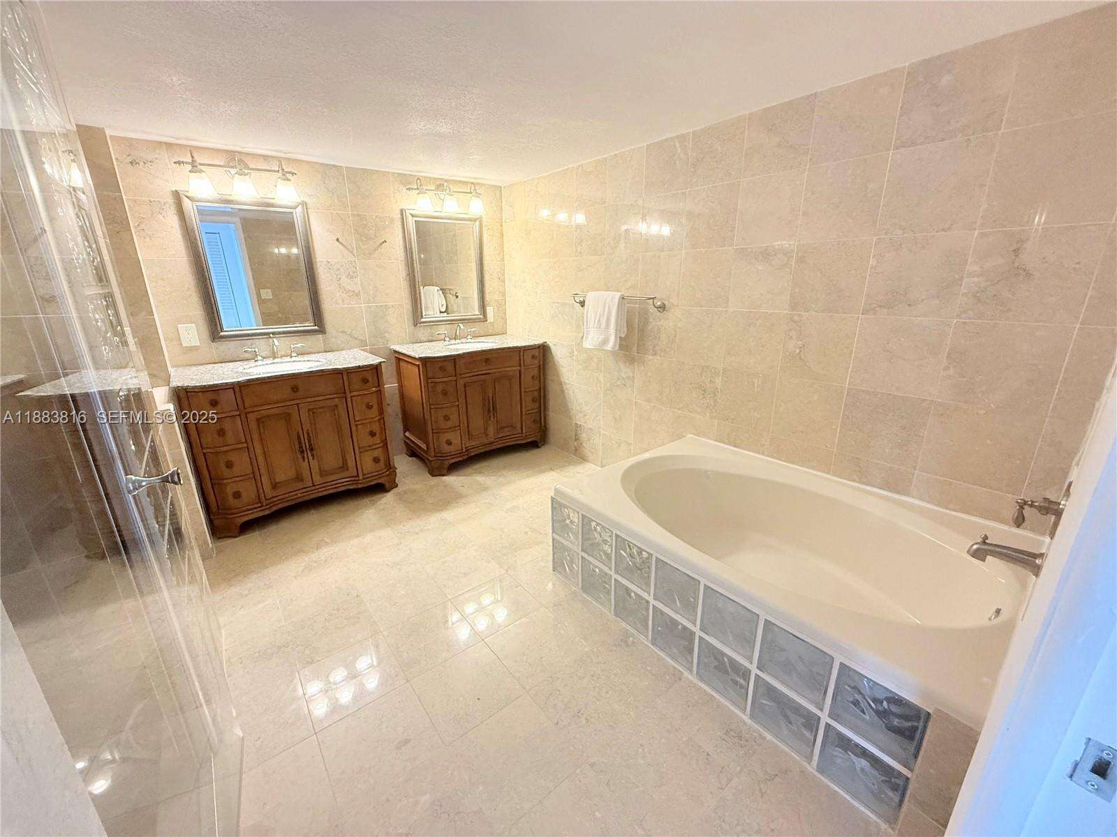 Aquarius at 2751 Ocean Dr, Hollywood, FL 33019 - For Rent photo 77