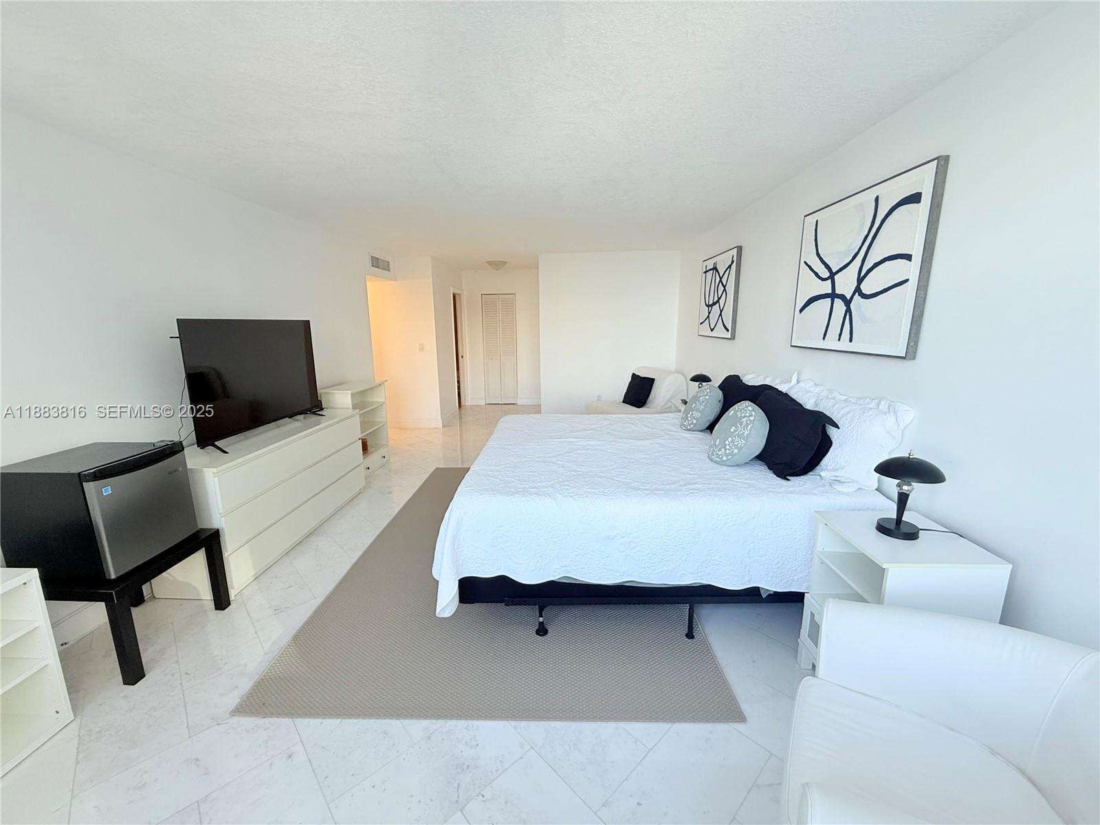 Aquarius at 2751 Ocean Dr, Hollywood, FL 33019 - For Rent photo 78