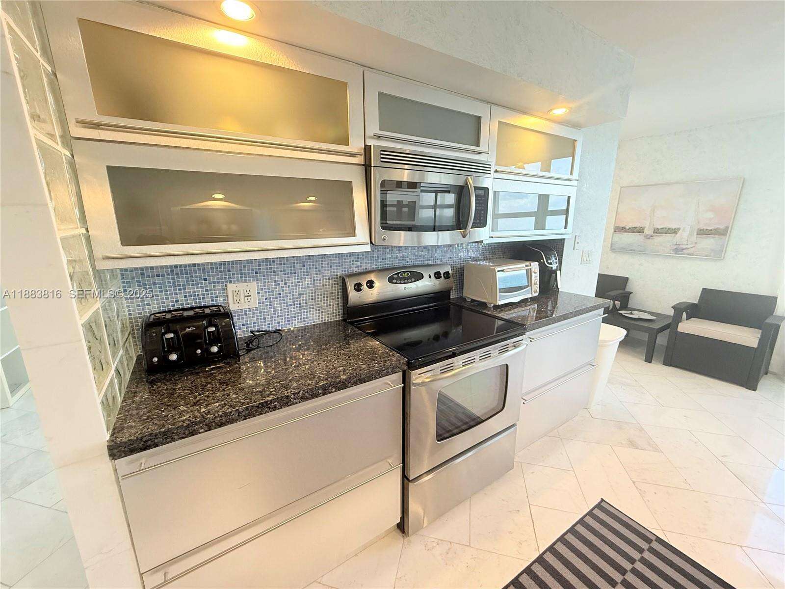 Aquarius at 2751 Ocean Dr, Hollywood, FL 33019 - For Rent photo 94