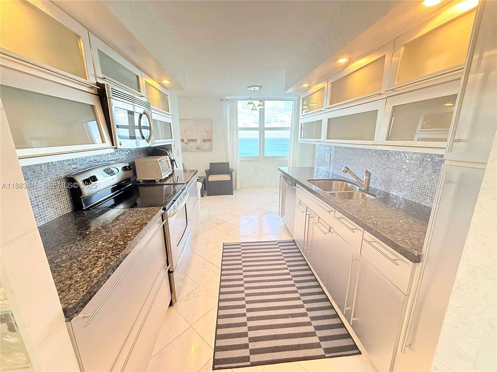 Aquarius at 2751 Ocean Dr, Hollywood, FL 33019 - For Rent photo 95