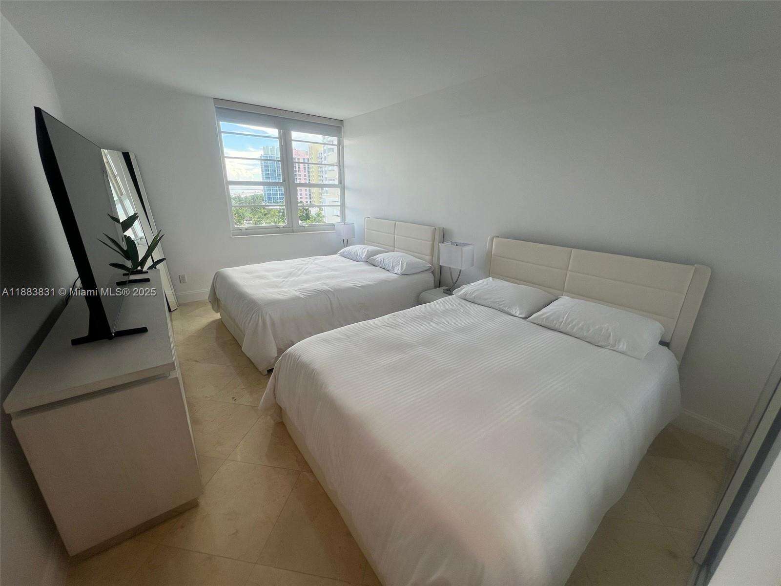 Decoplage at 100 Lincoln Rd, Miami Beach, FL 33139 - For Rent photo 26