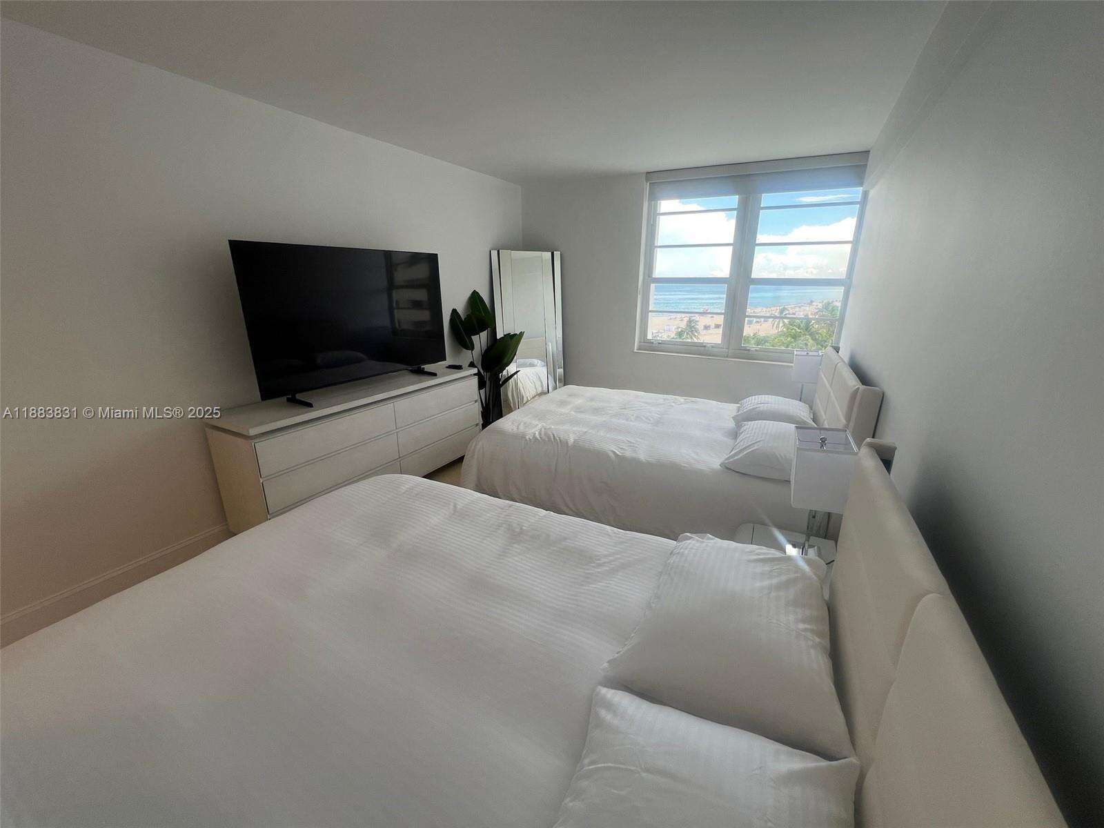 Decoplage at 100 Lincoln Rd, Miami Beach, FL 33139 - For Rent photo 27