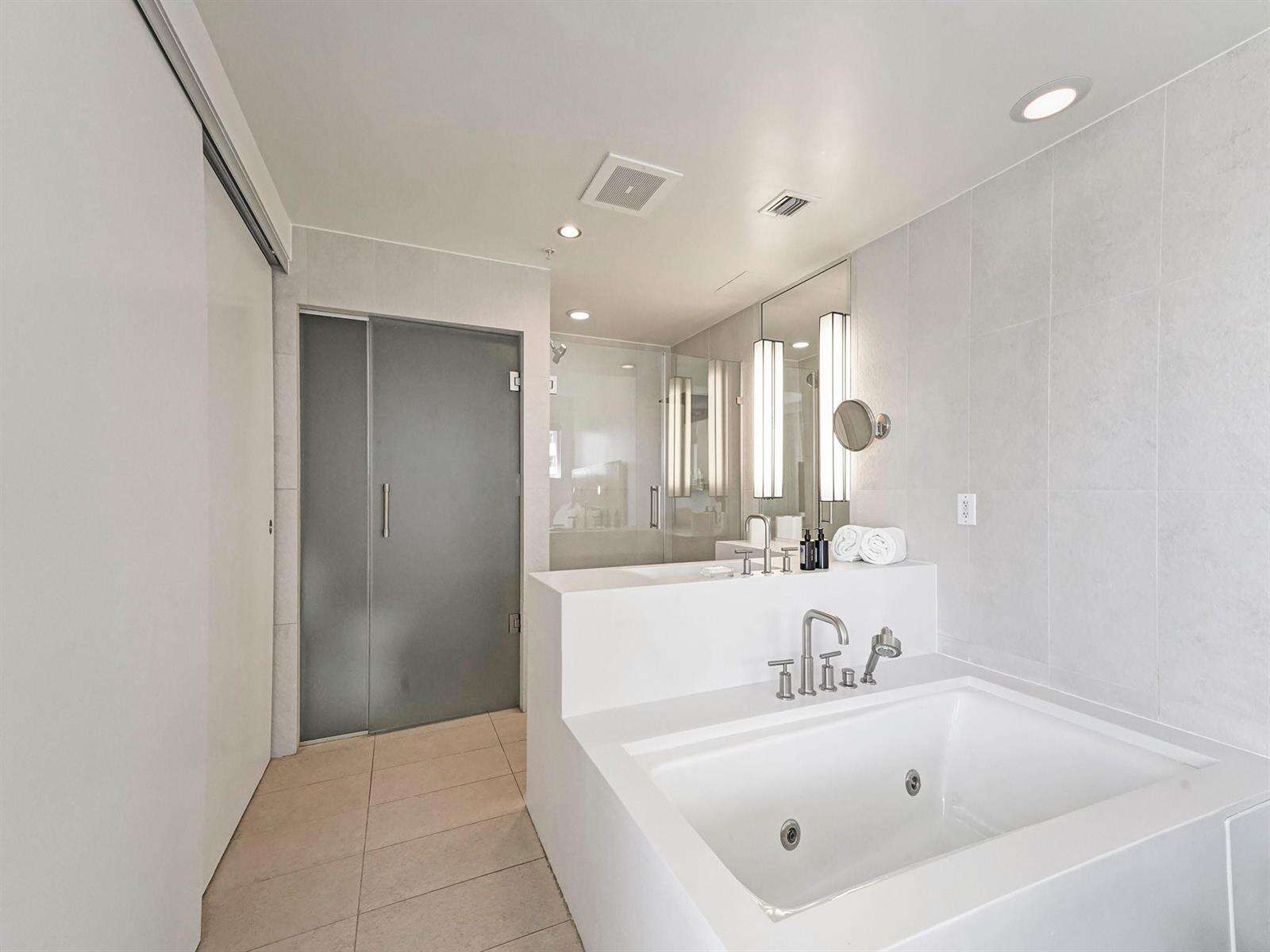 The W Hotel Residences at 3101 Bayshore, Fort Lauderdale, FL 33304 - For Rent photo 10