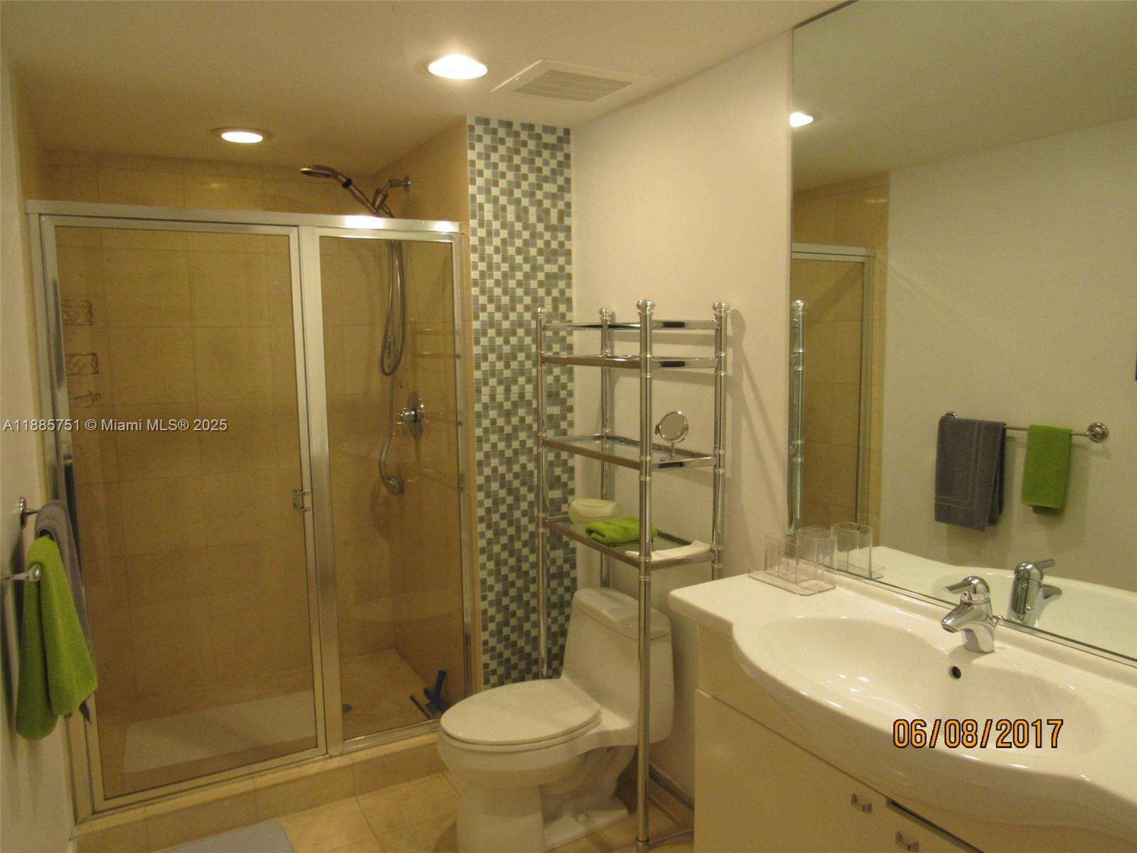 The Beach Club Two at 1830 Ocean Dr, Hallandale Beach, FL 33009 - For Rent photo 10