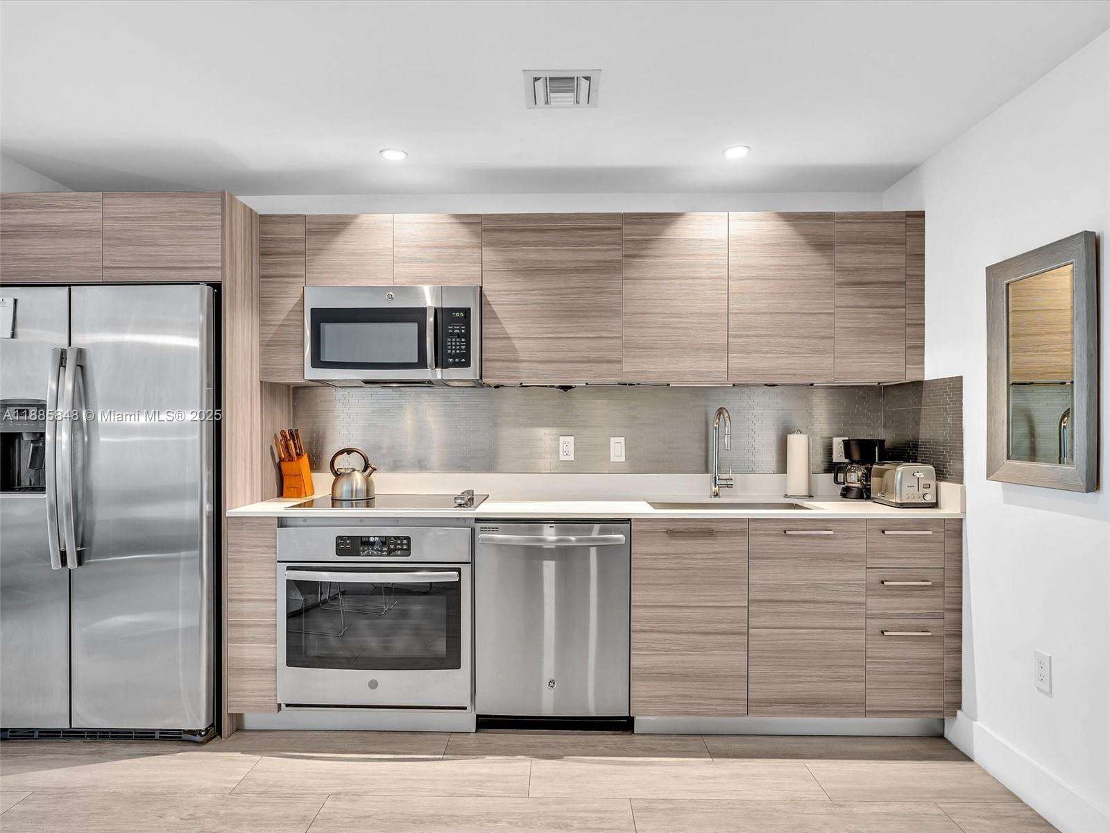 Hyde Midtown at 121 34th St, Miami, FL 33137 - For Rent photo 7