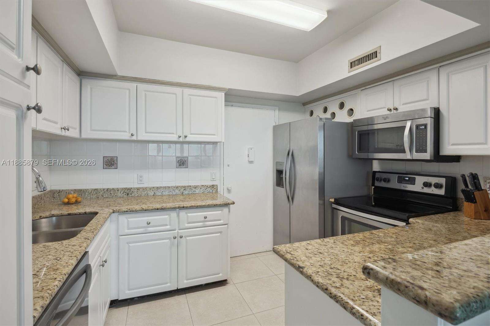 Alexander Towers at 3505 Ocean Dr, Hollywood, FL 33019 - For Rent photo 2